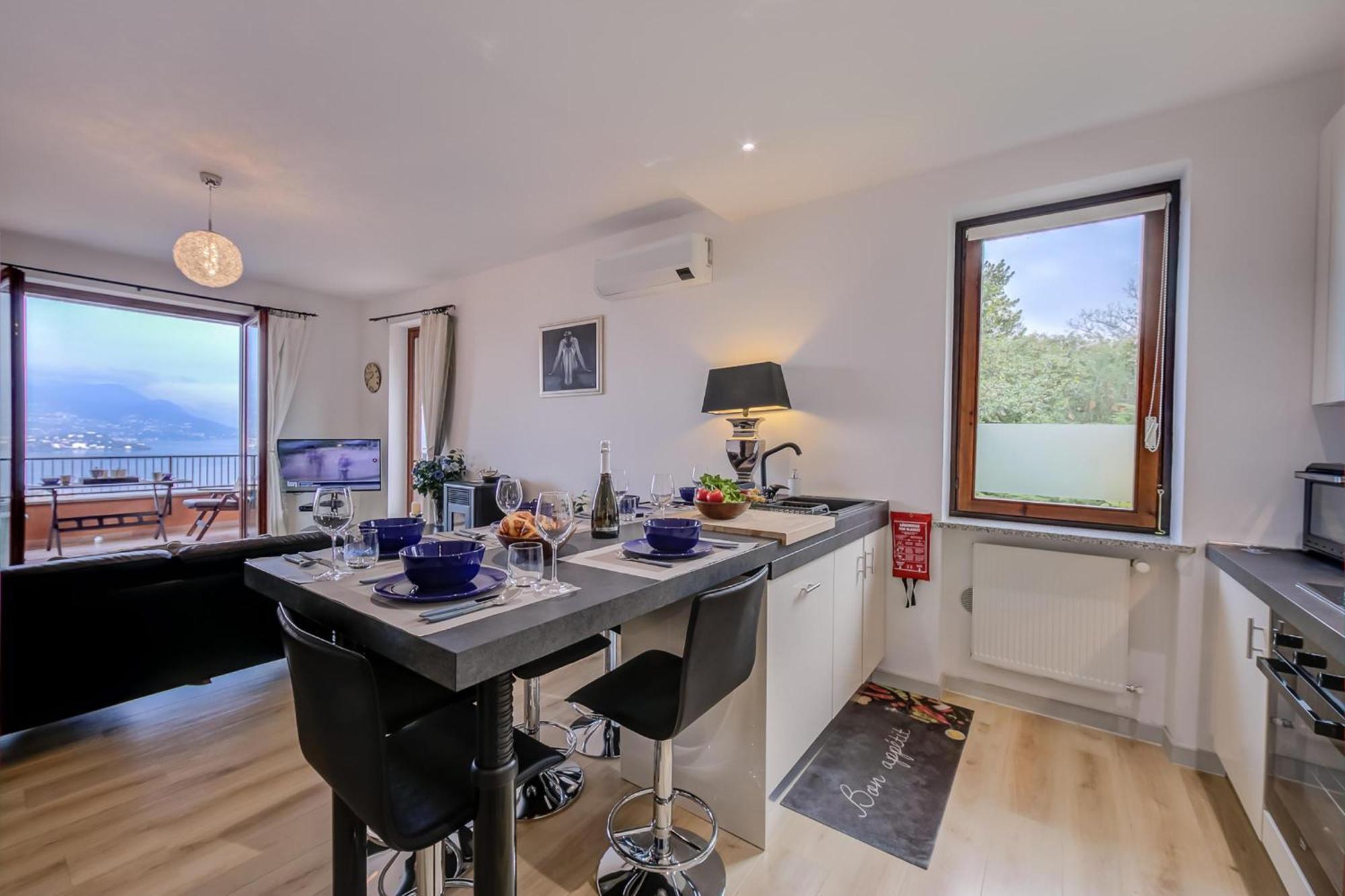La Bellavista Penthouse Apartment Stresa Exterior photo